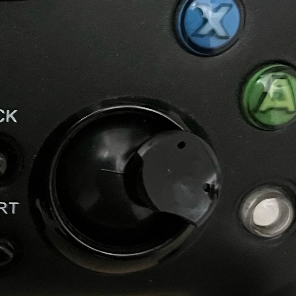 GAME STOP - Corded Wired Controller For Xbox Black